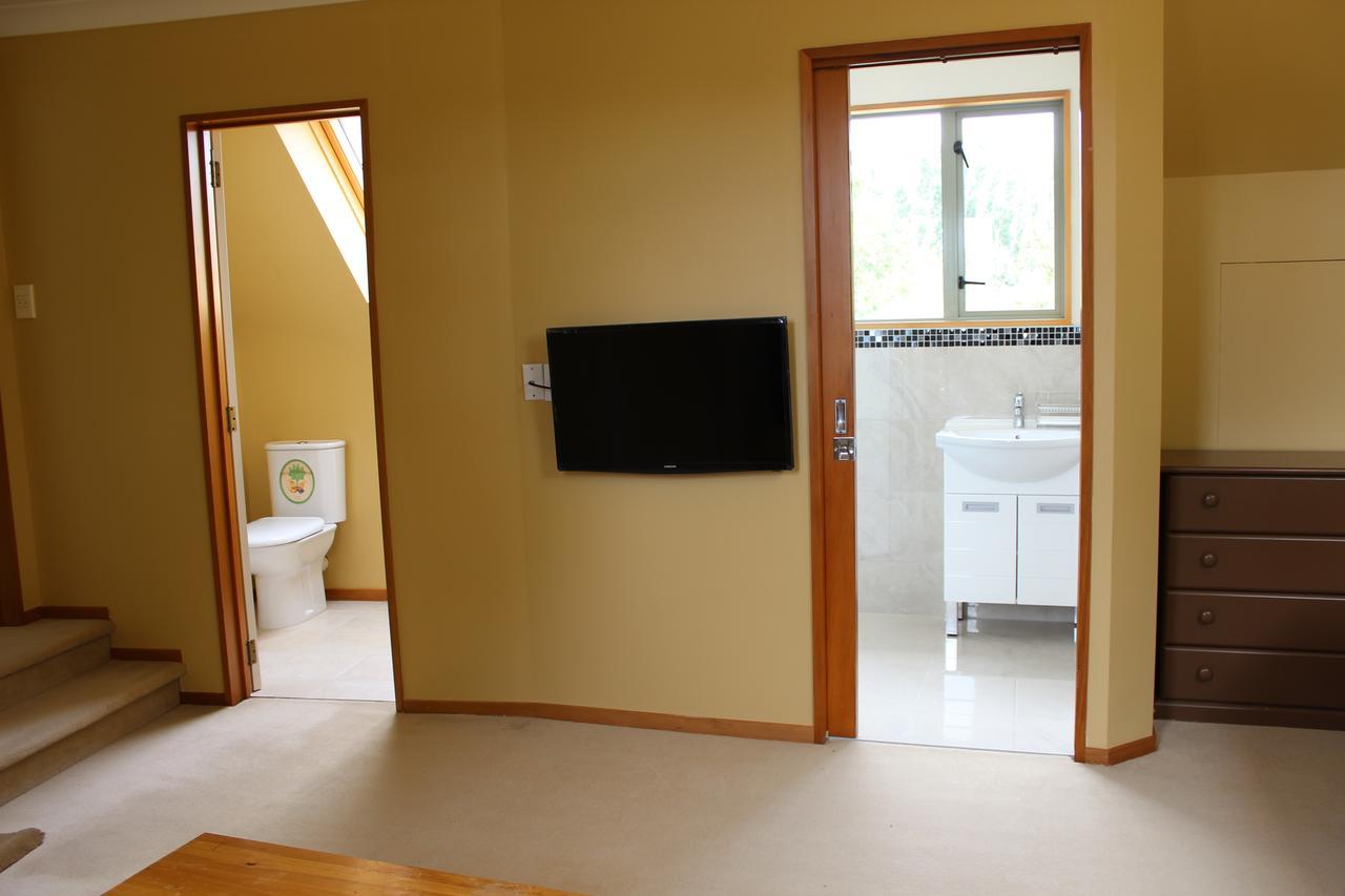 Shamrock Garden B&B Airportクライストチャーチ エクステリア 写真